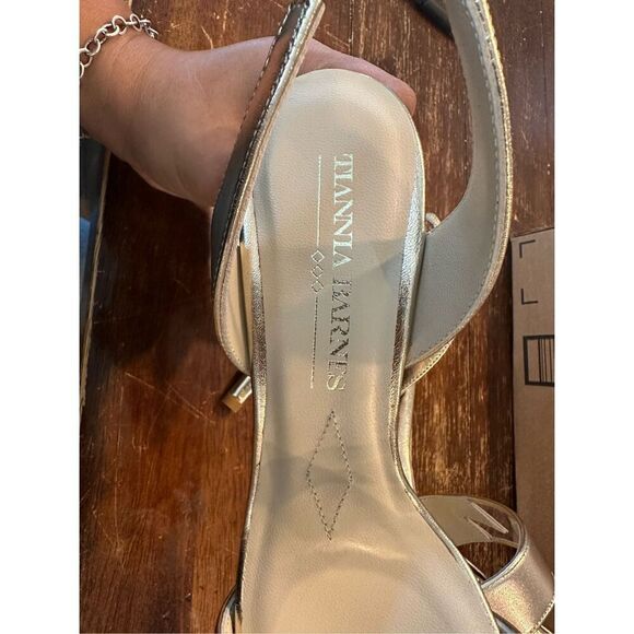 Tianna Barnes Women's Giselle Slingback Heeled Sandal - Picture 7 of 9